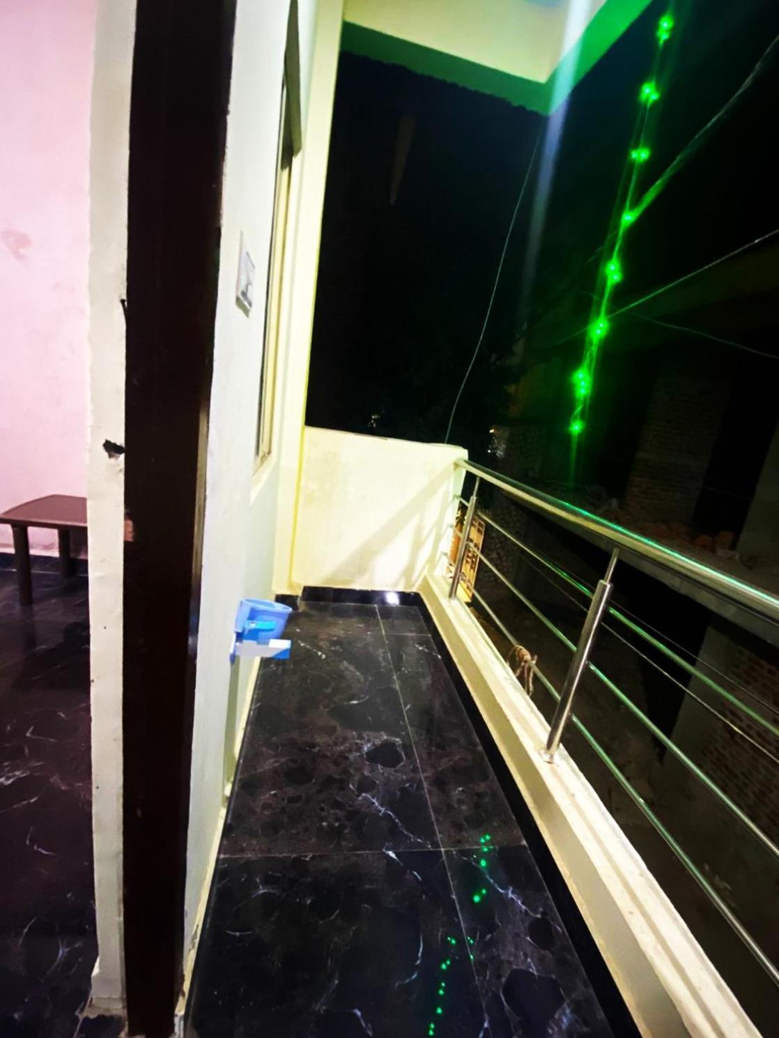 Bssn Guest House 괄리오르 외부 사진